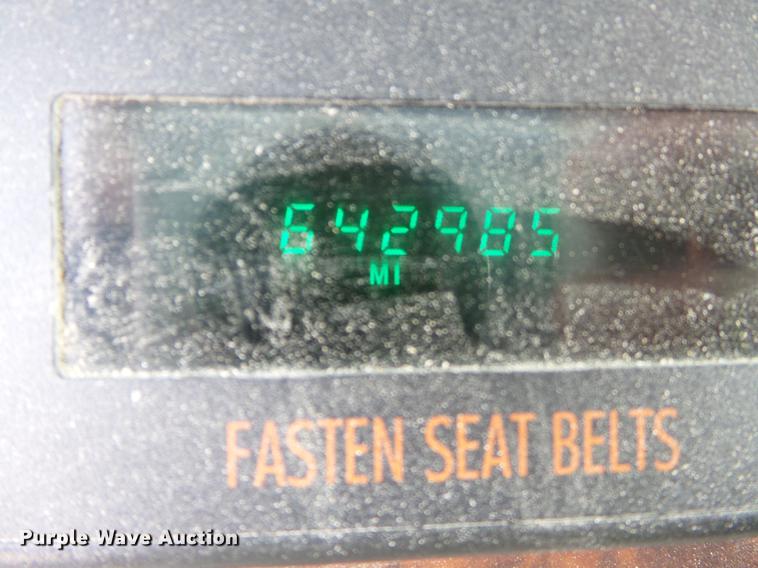 image for item DB7144 2000 Freightliner Century Class feed truck