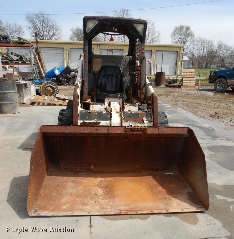 image for item DC0447 2002 Bobcat 753 skid steer