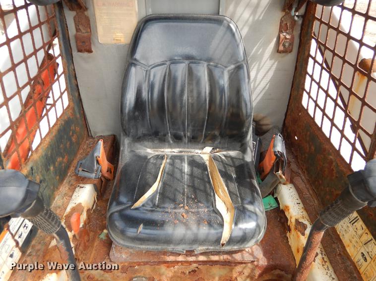 image for item DC0447 2002 Bobcat 753 skid steer