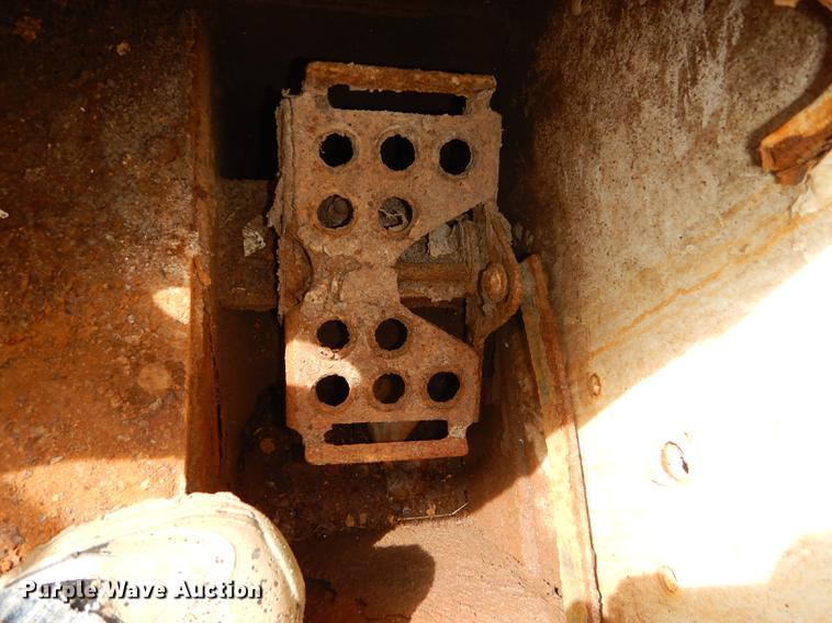 image for item DC0447 2002 Bobcat 753 skid steer