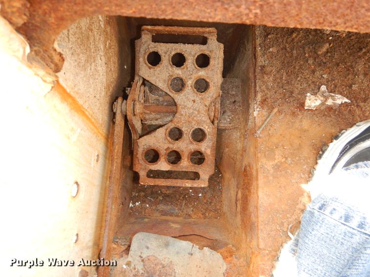 image for item DC0447 2002 Bobcat 753 skid steer