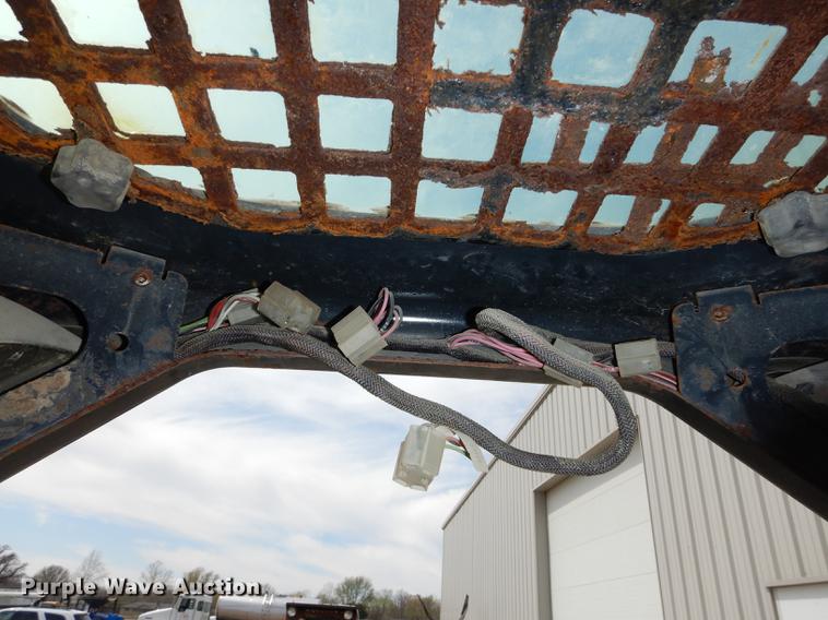 image for item DC0447 2002 Bobcat 753 skid steer