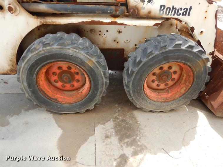 image for item DC0447 2002 Bobcat 753 skid steer