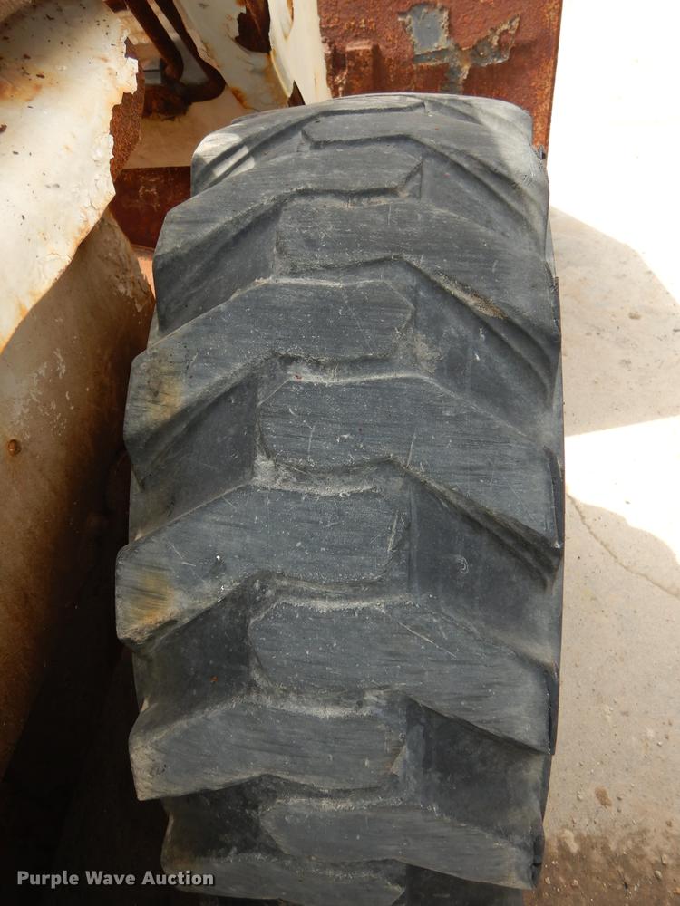 image for item DC0447 2002 Bobcat 753 skid steer