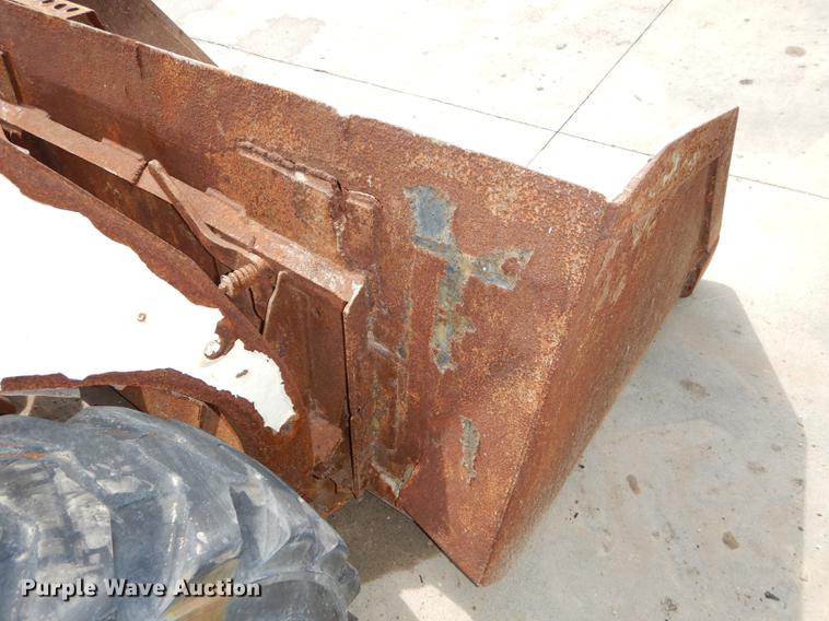 image for item DC0447 2002 Bobcat 753 skid steer