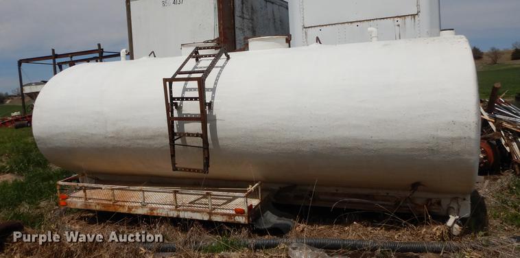 image for item DC0449 Fiberglass tank bed