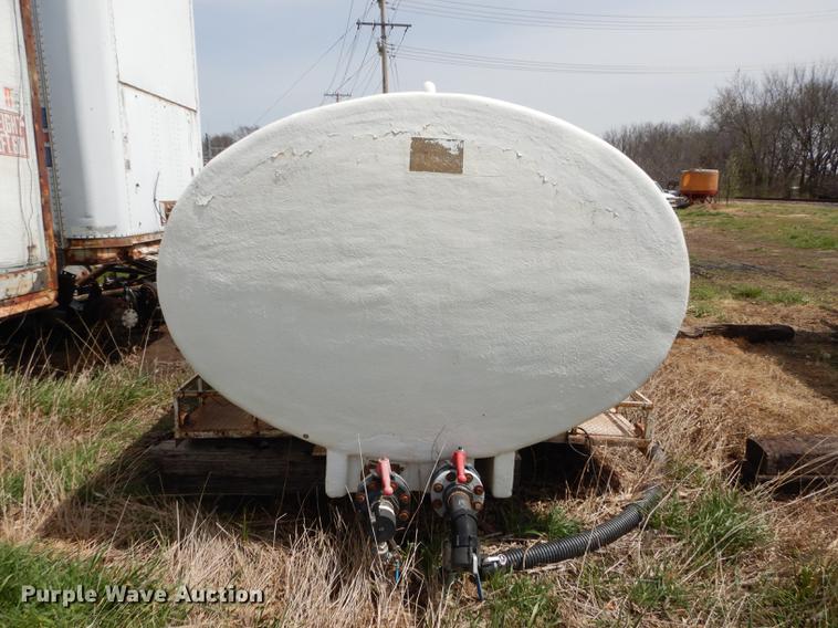 image for item DC0449 Fiberglass tank bed