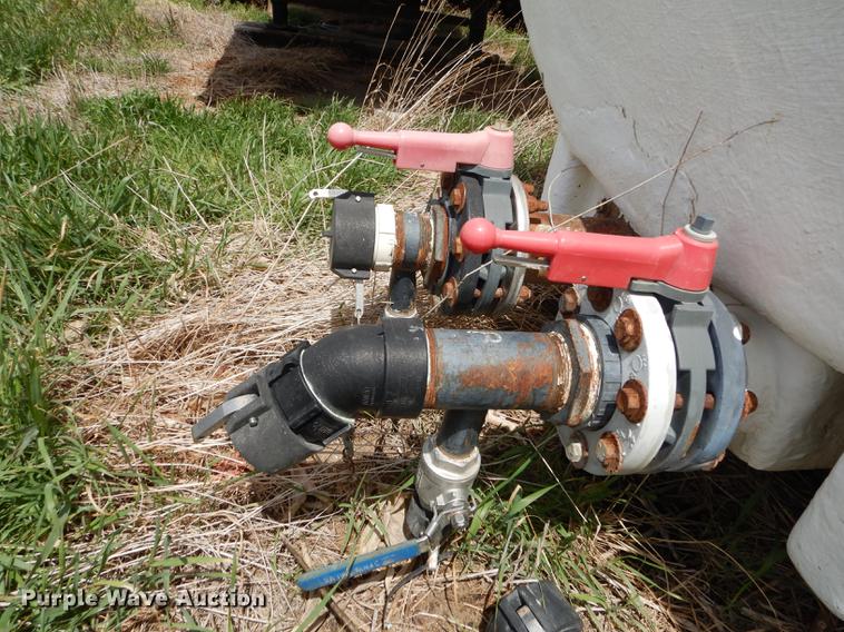 image for item DC0449 Fiberglass tank bed