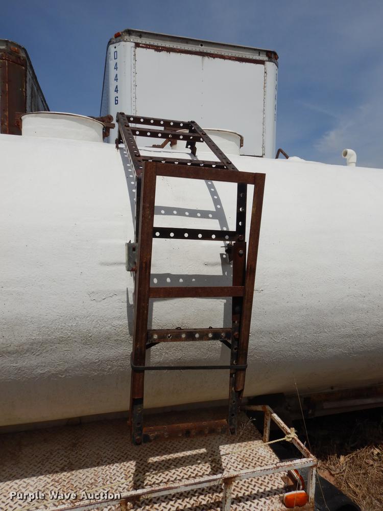 image for item DC0449 Fiberglass tank bed