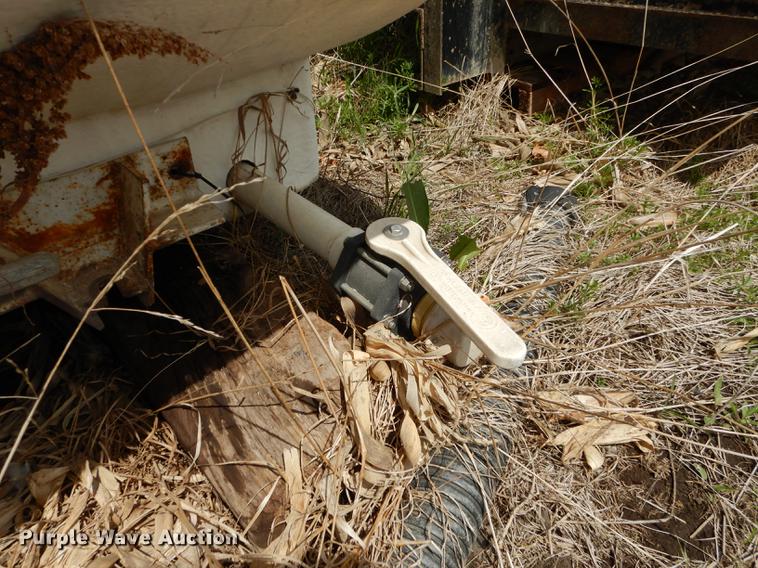 image for item DC0449 Fiberglass tank bed