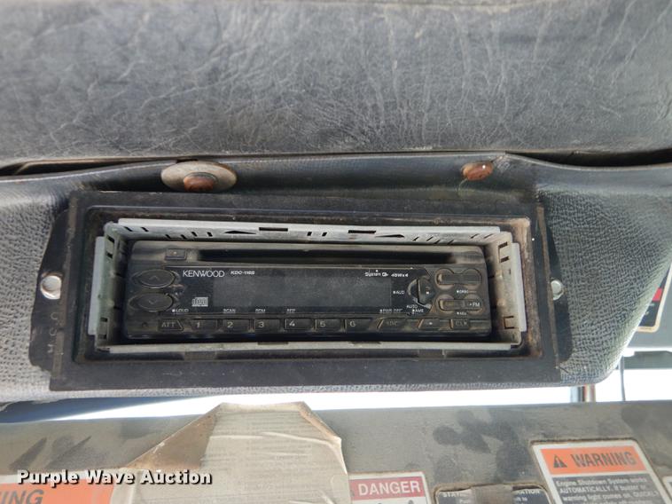 image for item DC0458 1993 Mack RD690S truck cab and chassis