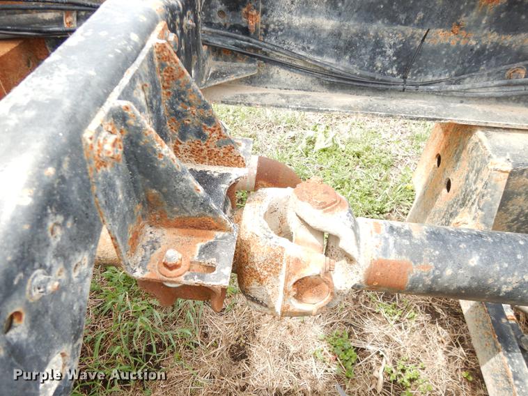 image for item DC0458 1993 Mack RD690S truck cab and chassis