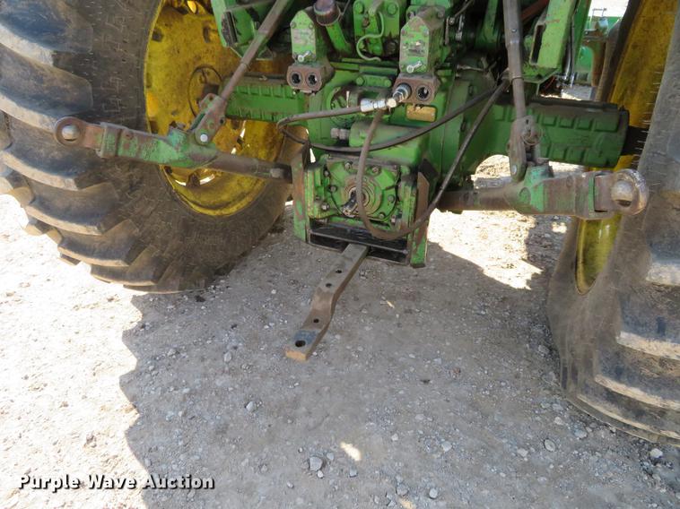 image for item DC0965 1974 John Deere 4430 tractor
