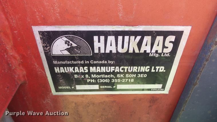 image for item DC1988 Haukaas Quick Pick bale mover