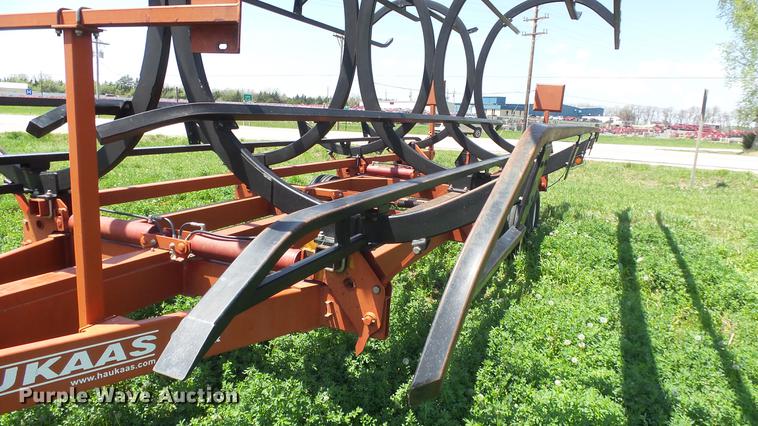 image for item DC1988 Haukaas Quick Pick bale mover
