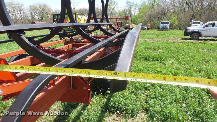 image for item DC1988 Haukaas Quick Pick bale mover