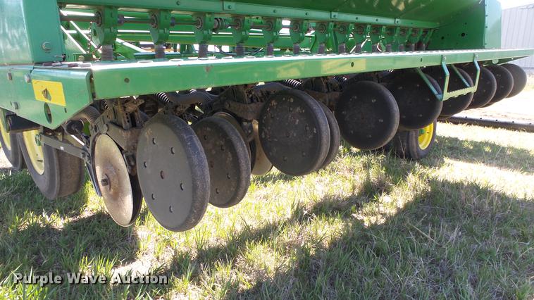 image for item DC3004 John Deere 455 grain drill
