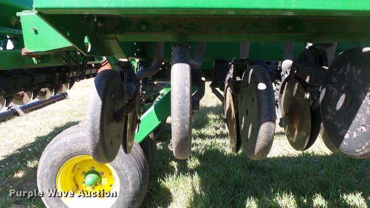 image for item DC3004 John Deere 455 grain drill
