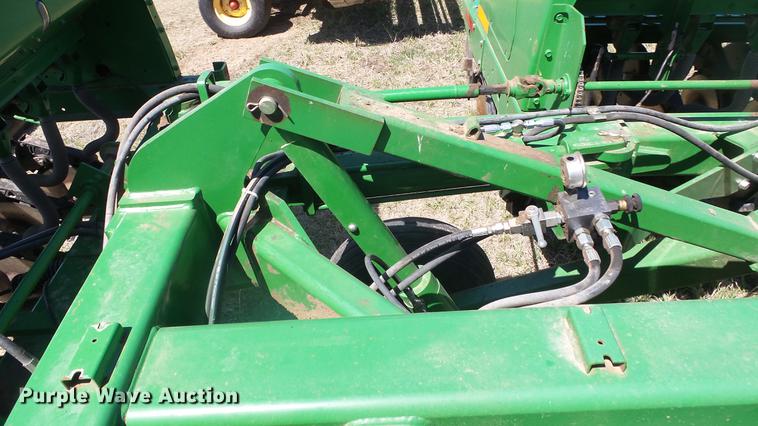 image for item DC3004 John Deere 455 grain drill