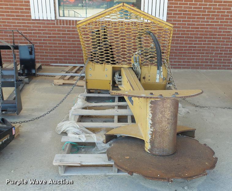 image for item DC4212 2009 Dougherty Forestry DFM3800 skid steer tree saw