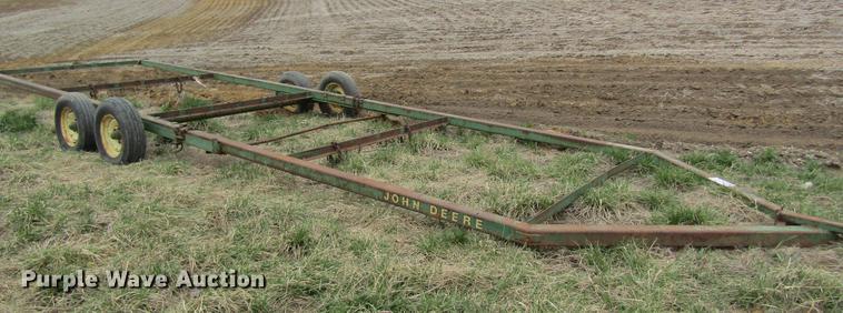image for item DC4291 John Deere hay wagon