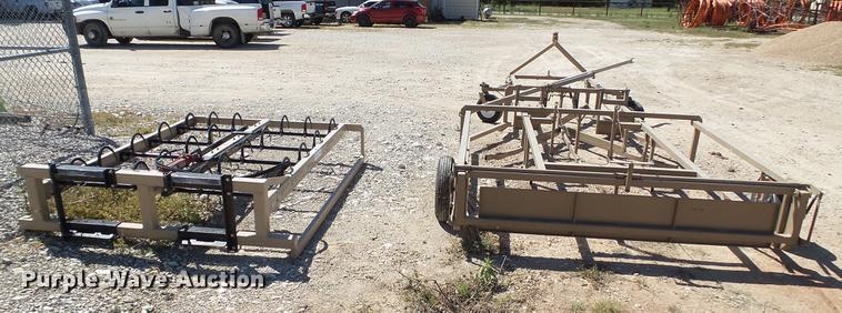 image for item DC5550 Parrish AgriTurf hay accumulator and grapple