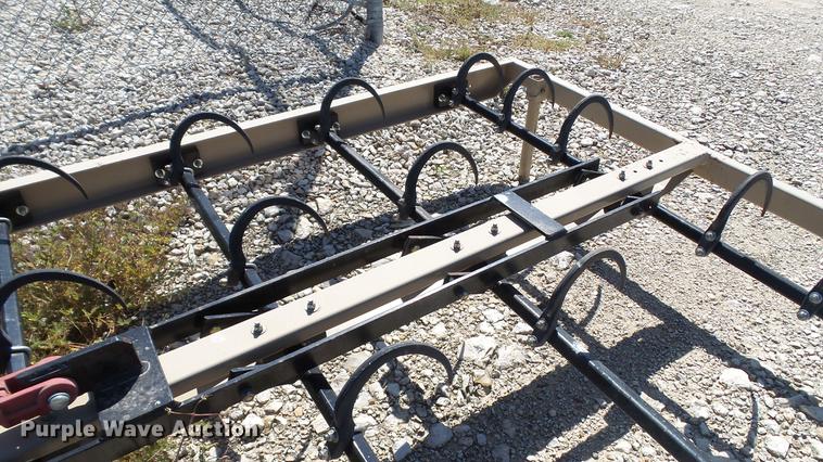 image for item DC5550 Parrish AgriTurf hay accumulator and grapple