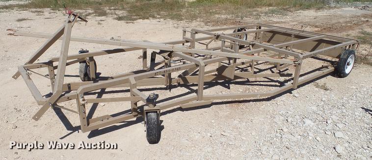 image for item DC5550 Parrish AgriTurf hay accumulator and grapple