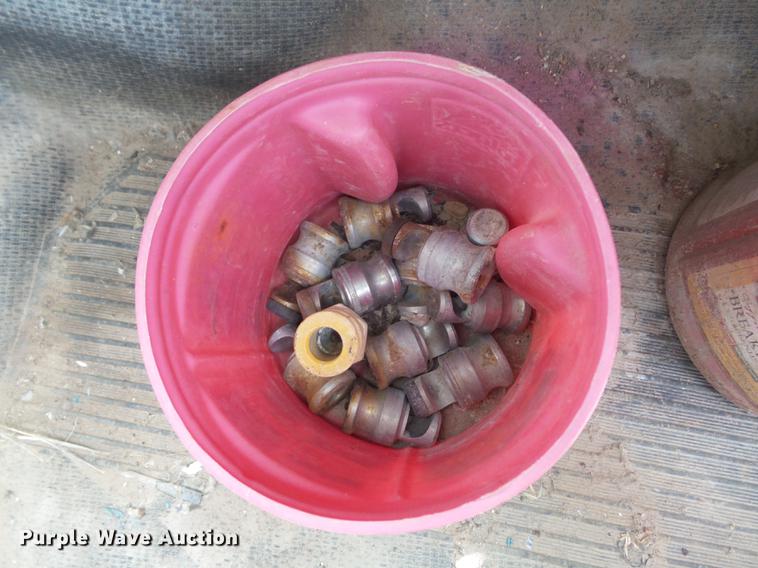 image for item DC7339 1989 GMC TopKick 7000 applicator truck