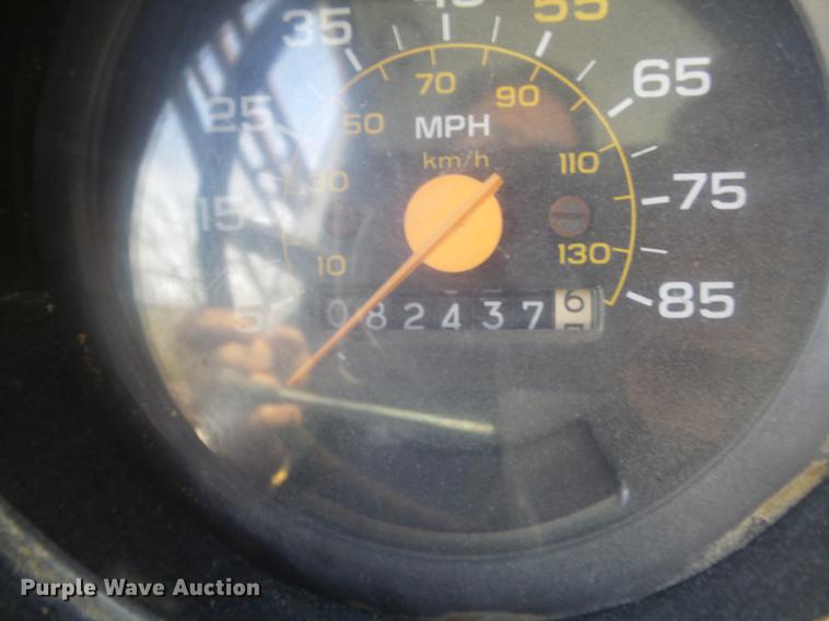 image for item DC7339 1989 GMC TopKick 7000 applicator truck