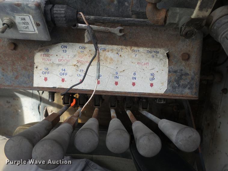 image for item DC7339 1989 GMC TopKick 7000 applicator truck