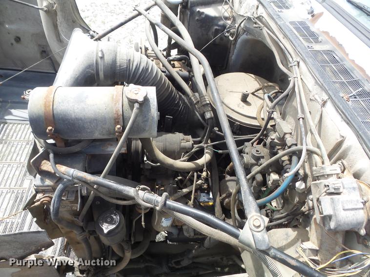 image for item DC7339 1989 GMC TopKick 7000 applicator truck