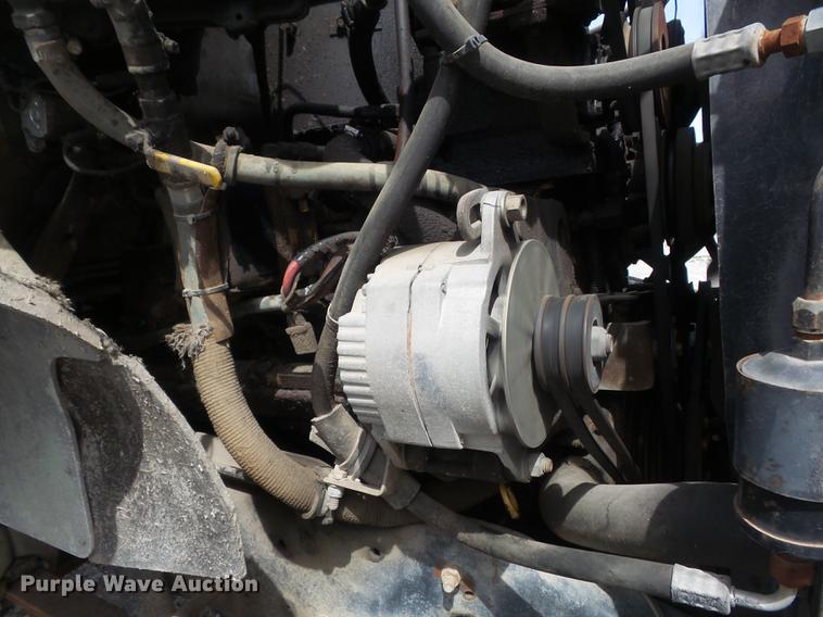 image for item DC7339 1989 GMC TopKick 7000 applicator truck