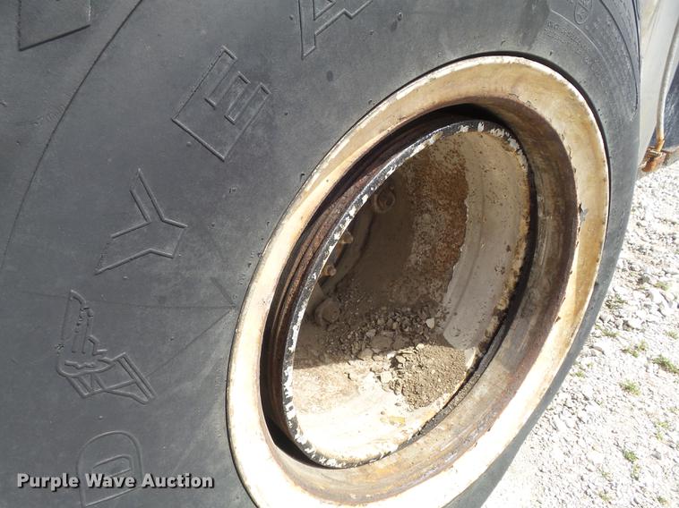 image for item DC7339 1989 GMC TopKick 7000 applicator truck