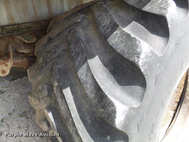 image for item DC7339 1989 GMC TopKick 7000 applicator truck