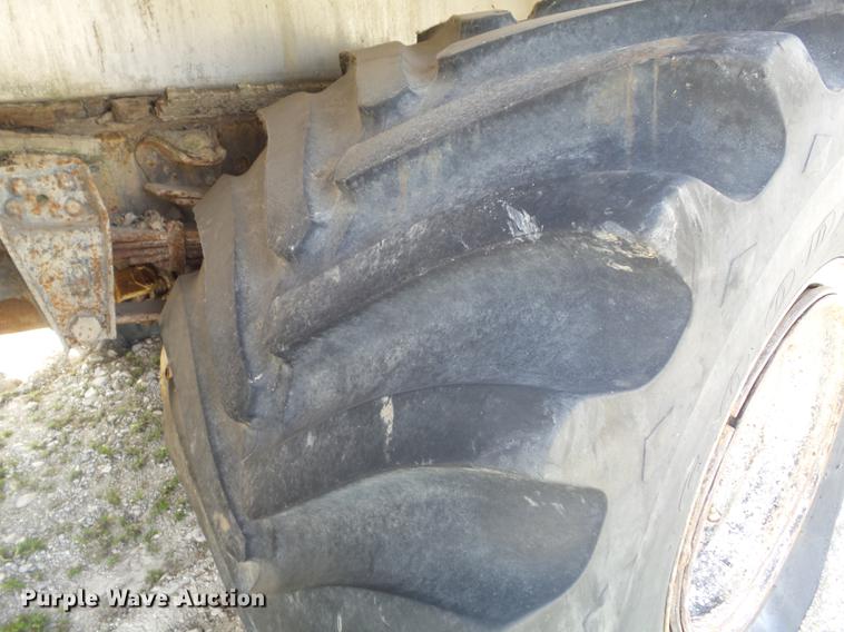 image for item DC7339 1989 GMC TopKick 7000 applicator truck