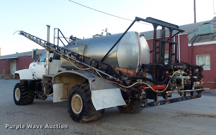 image for item DC7340 1999 GMC C8500 applicator truck