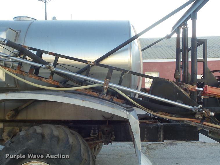 image for item DC7340 1999 GMC C8500 applicator truck