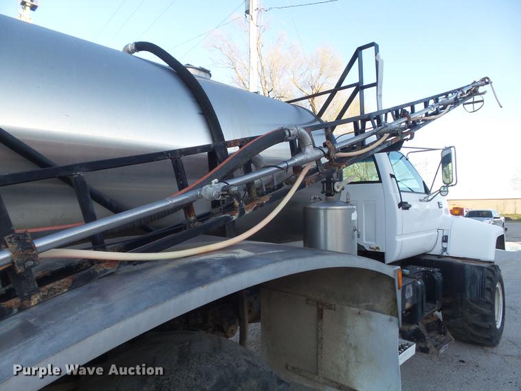 image for item DC7340 1999 GMC C8500 applicator truck