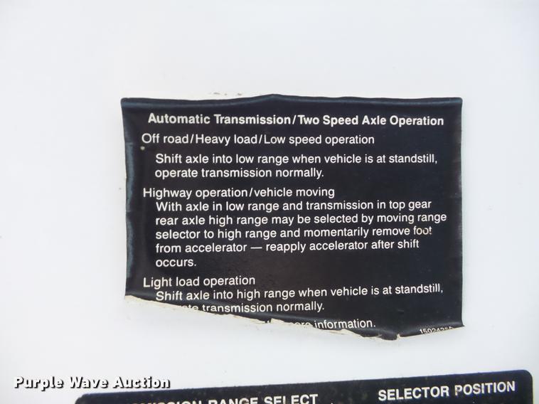 image for item DC7340 1999 GMC C8500 applicator truck