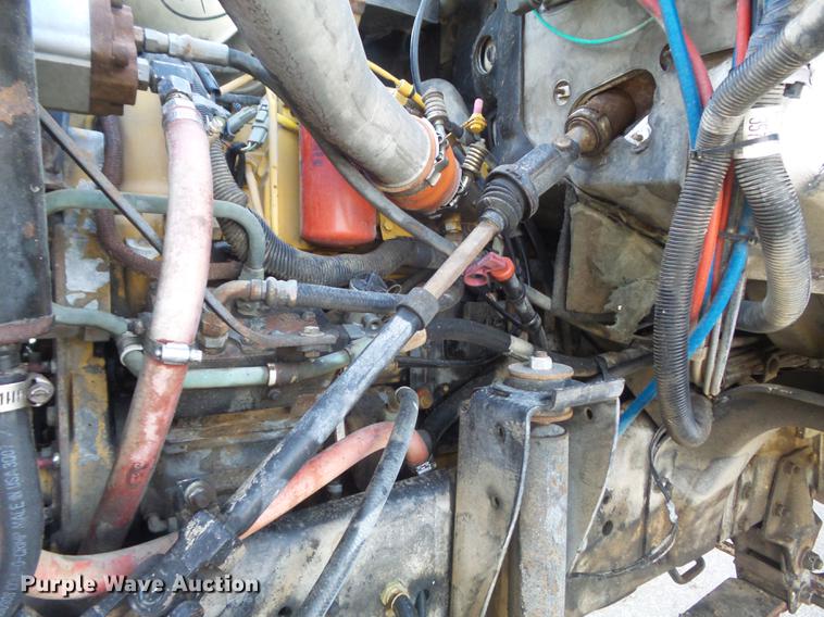 image for item DC7340 1999 GMC C8500 applicator truck