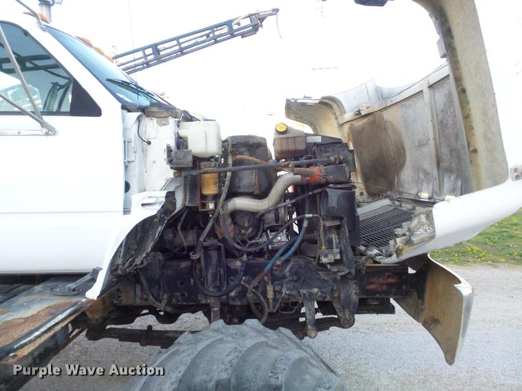 image for item DC7340 1999 GMC C8500 applicator truck