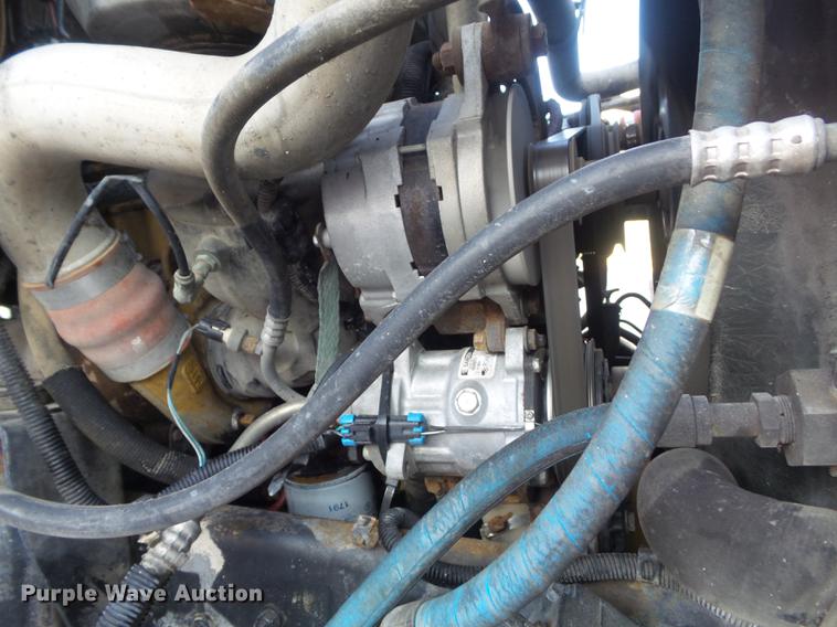 image for item DC7340 1999 GMC C8500 applicator truck