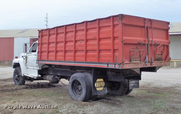 image for item DC7359 1984 Ford F8000 grain truck