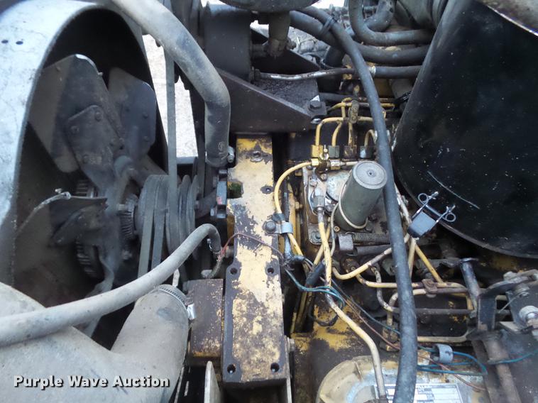 image for item DC7359 1984 Ford F8000 grain truck