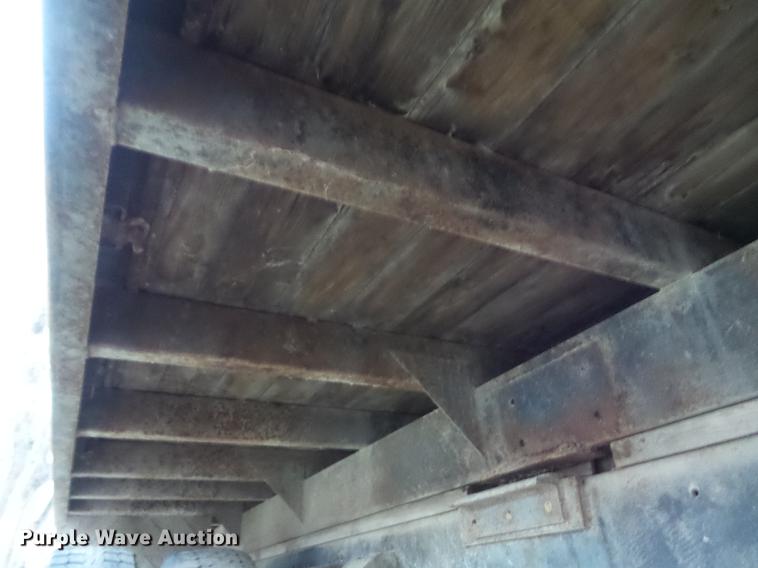 image for item DC7359 1984 Ford F8000 grain truck