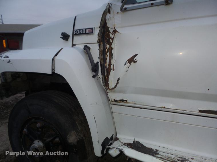 image for item DC7359 1984 Ford F8000 grain truck