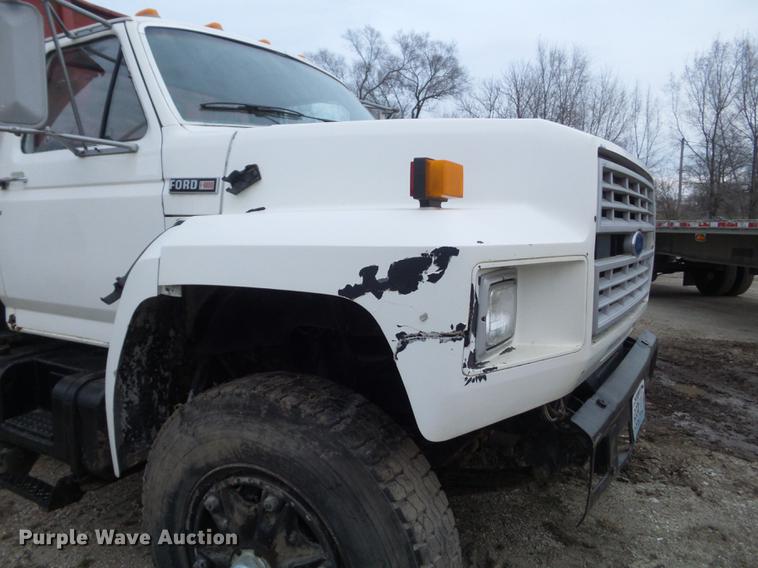 image for item DC7359 1984 Ford F8000 grain truck