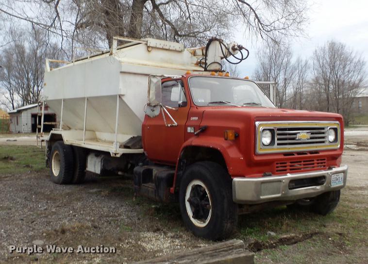 image for item DC7360 1988 Chevrolet Kodiak 70 feed truck