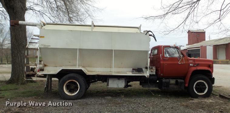 image for item DC7360 1988 Chevrolet Kodiak 70 feed truck